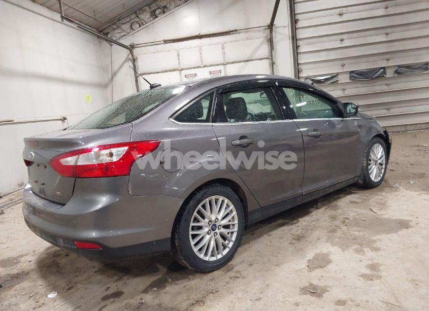 Photo 4 of 2012 Ford Focus SEL (VIN 1FAHP3H24CL287325)