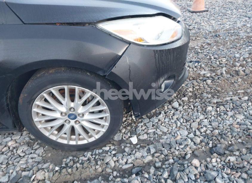 Photo 14 of 2012 Ford Focus SEL (VIN 1FAHP3H24CL316340)