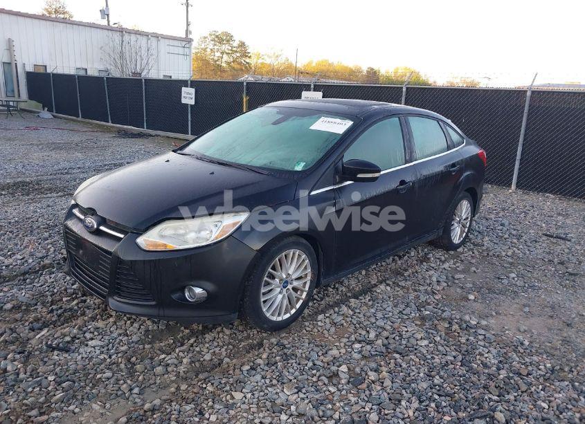 Photo 2 of 2012 Ford Focus SEL (VIN 1FAHP3H24CL316340)