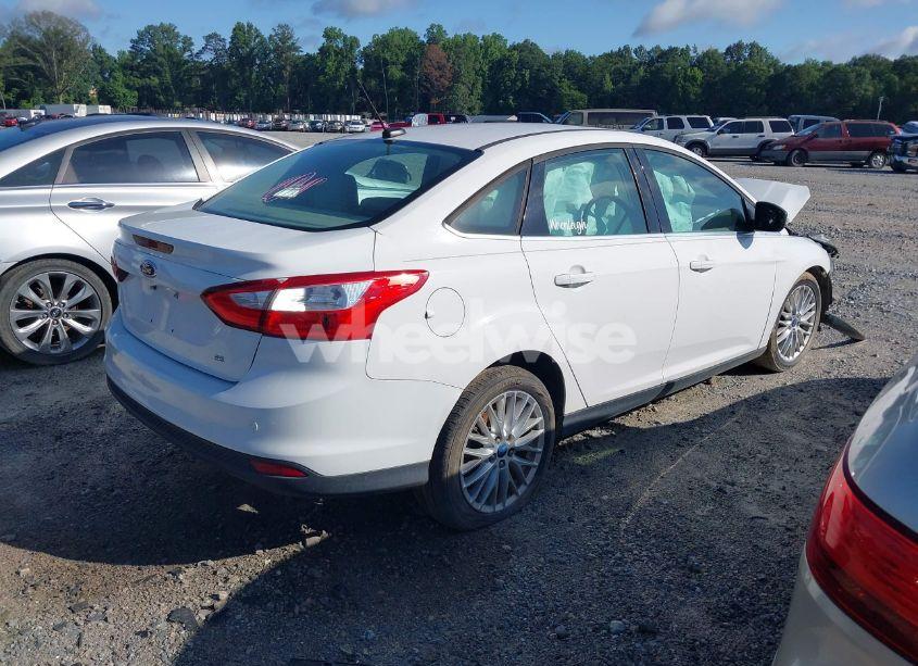 Photo 4 of 2012 Ford Focus SEL (VIN 1FAHP3H24CL317651)