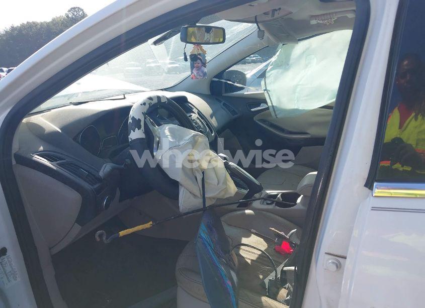 Photo 5 of 2012 Ford Focus SEL (VIN 1FAHP3H24CL317651)