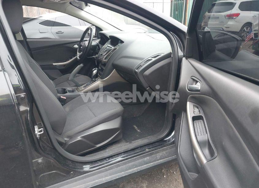 Photo 5 of 2012 Ford Focus SEL (VIN 1FAHP3H24CL363173)