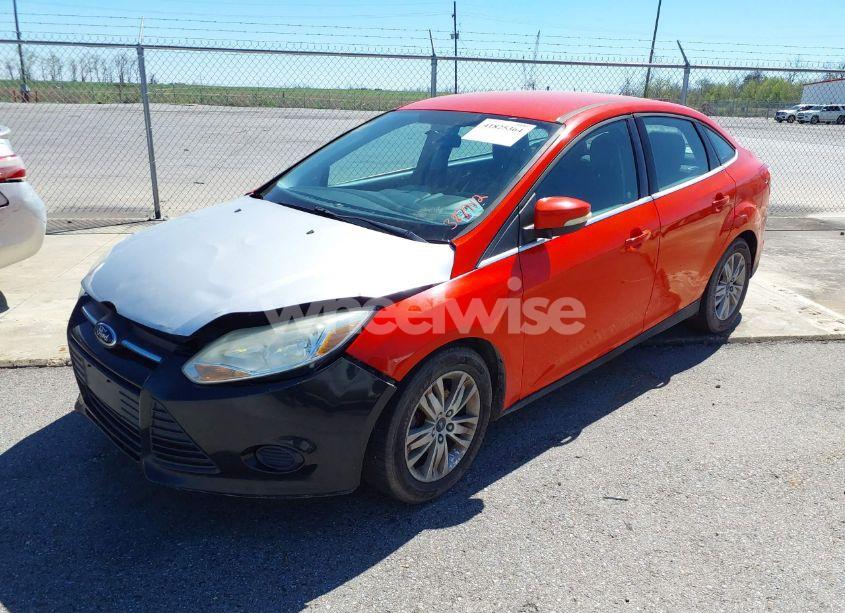 Photo 2 of 2012 Ford Focus SEL (VIN 1FAHP3H24CL387912)