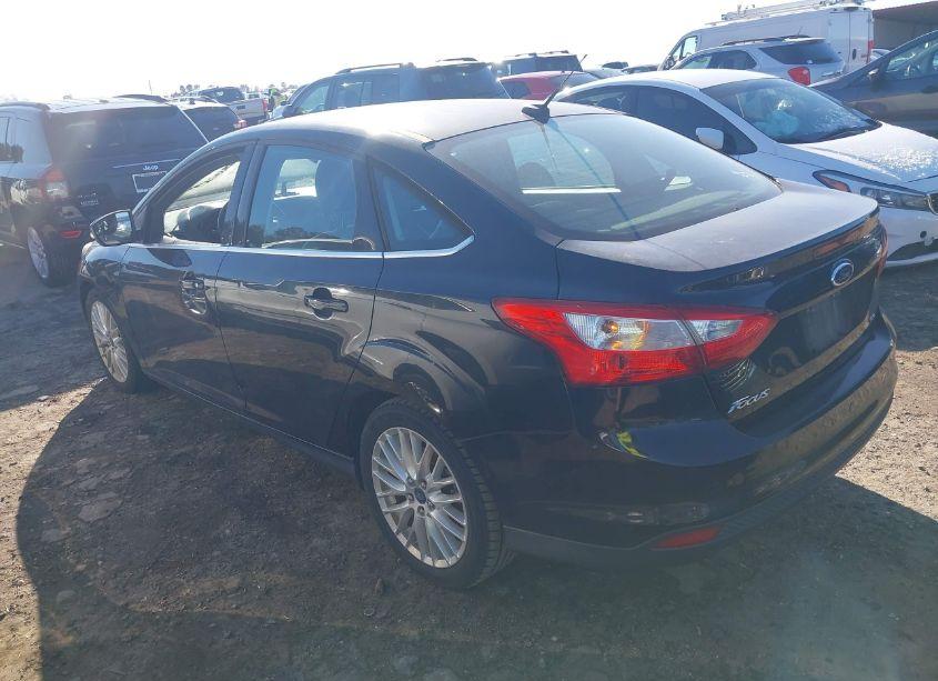 Photo 3 of 2012 Ford Focus SEL (VIN 1FAHP3H24CL432539)