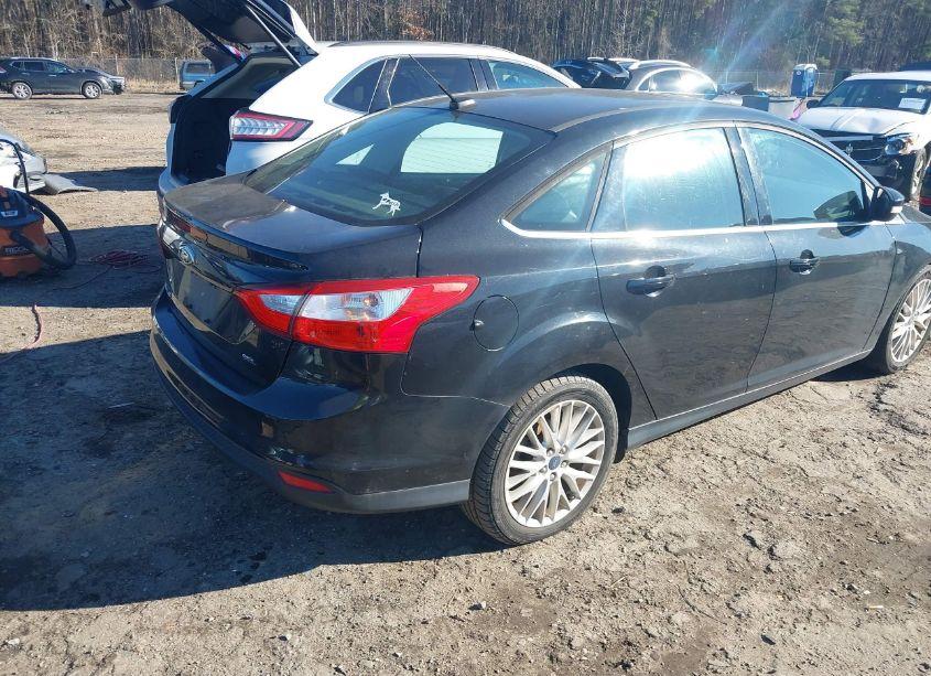 Photo 4 of 2012 Ford Focus SEL (VIN 1FAHP3H24CL432539)