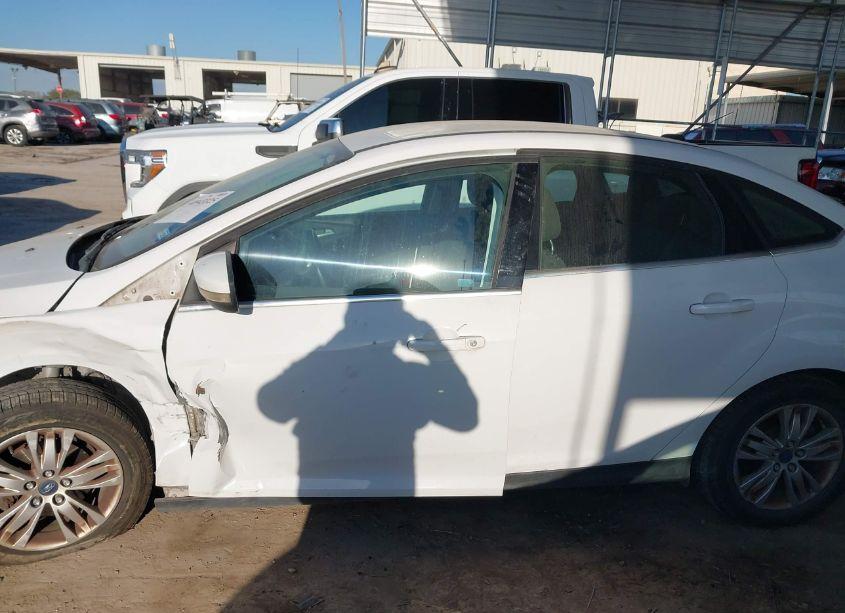 Photo 15 of 2012 Ford Focus SEL (VIN 1FAHP3H25CL200306)
