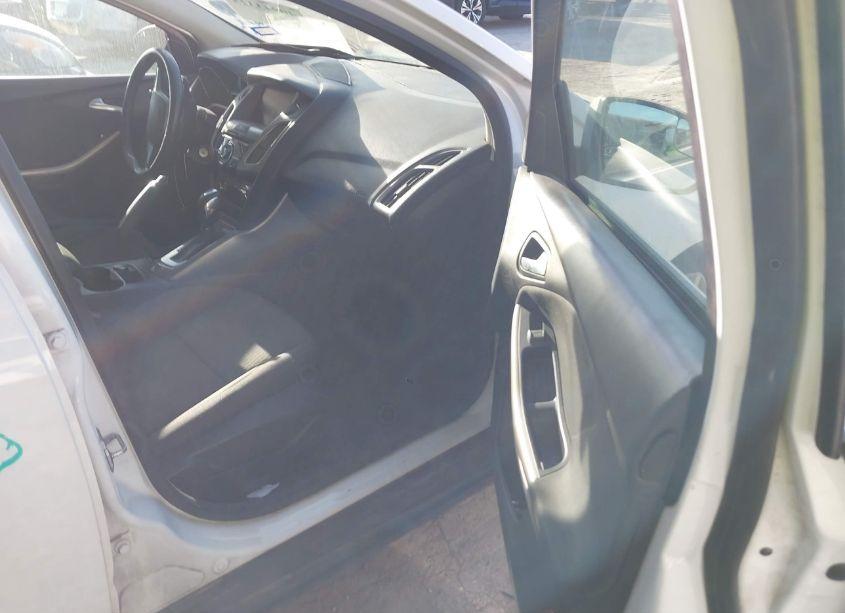 Photo 5 of 2012 Ford Focus SEL (VIN 1FAHP3H25CL200306)