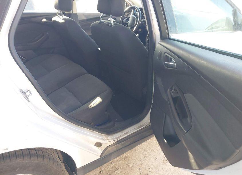 Photo 8 of 2012 Ford Focus SEL (VIN 1FAHP3H25CL200306)