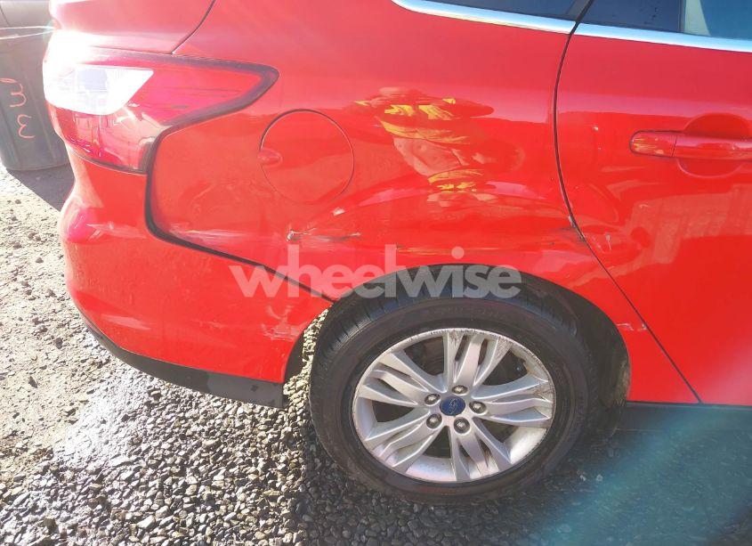 Photo 18 of 2012 Ford Focus SEL (VIN 1FAHP3H25CL324768)