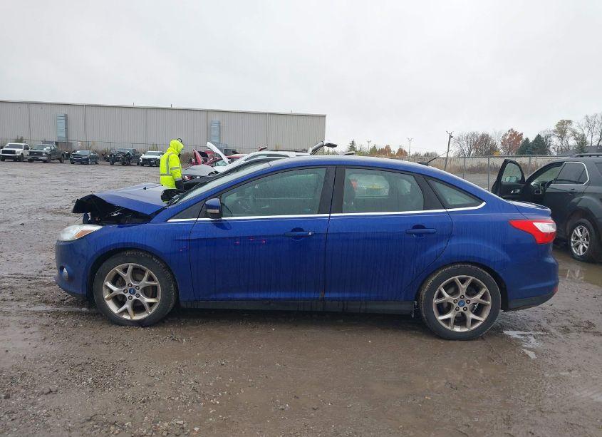 Photo 14 of 2012 Ford Focus SEL (VIN 1FAHP3H25CL329355)