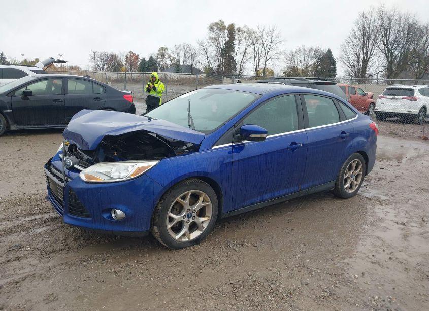 Photo 2 of 2012 Ford Focus SEL (VIN 1FAHP3H25CL329355)
