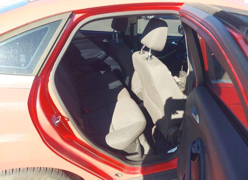 Photo 8 of 2012 Ford Focus SEL (VIN 1FAHP3H26CL107519)