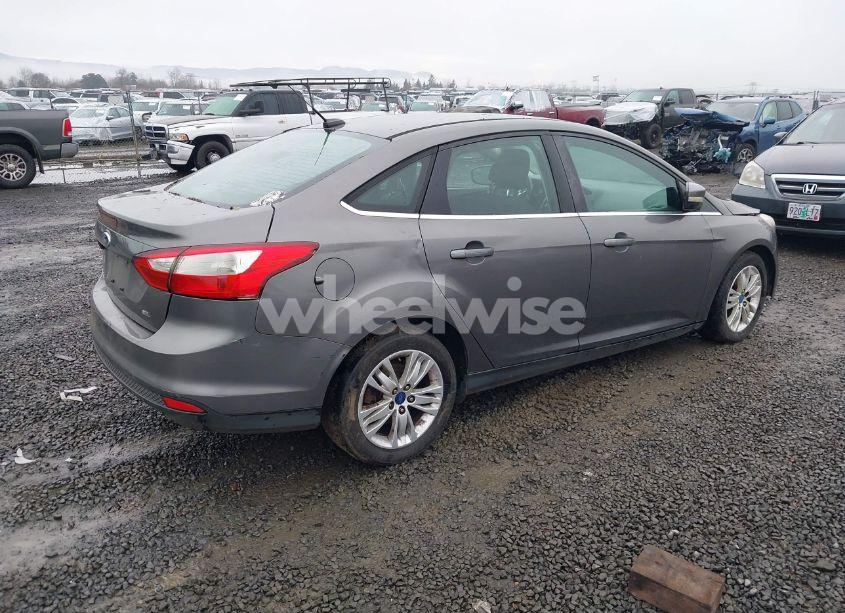 Photo 4 of 2012 Ford Focus SEL (VIN 1FAHP3H26CL239437)