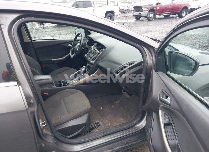 Photo 5 of 2012 Ford Focus SEL (VIN 1FAHP3H26CL239437)