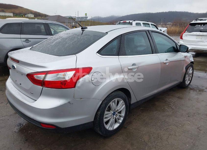 Photo 4 of 2012 Ford Focus SEL (VIN 1FAHP3H26CL317344)