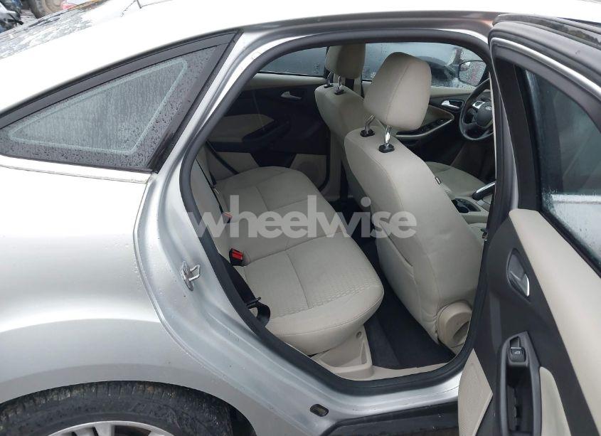 Photo 8 of 2012 Ford Focus SEL (VIN 1FAHP3H26CL317344)