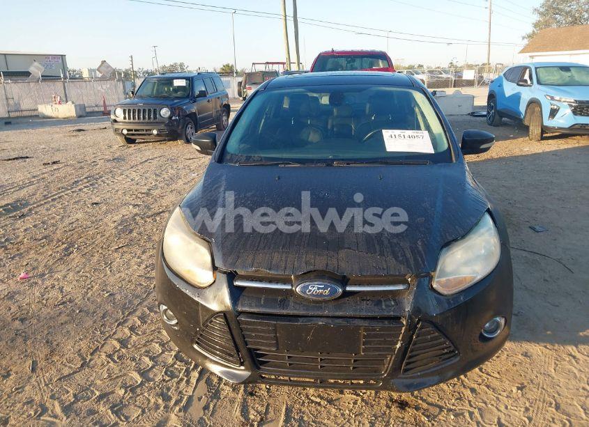 Photo 12 of 2012 Ford Focus SEL (VIN 1FAHP3H26CL372330)