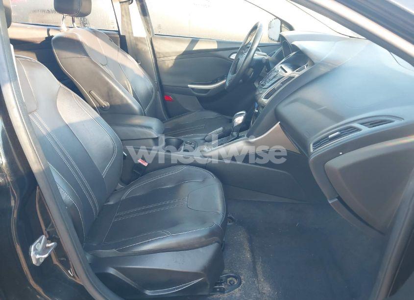 Photo 5 of 2012 Ford Focus SEL (VIN 1FAHP3H26CL372330)