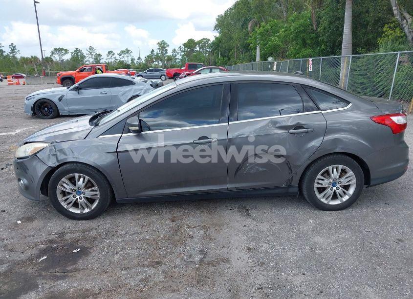 Photo 6 of 2012 Ford Focus SEL (VIN 1FAHP3H26CL429013)