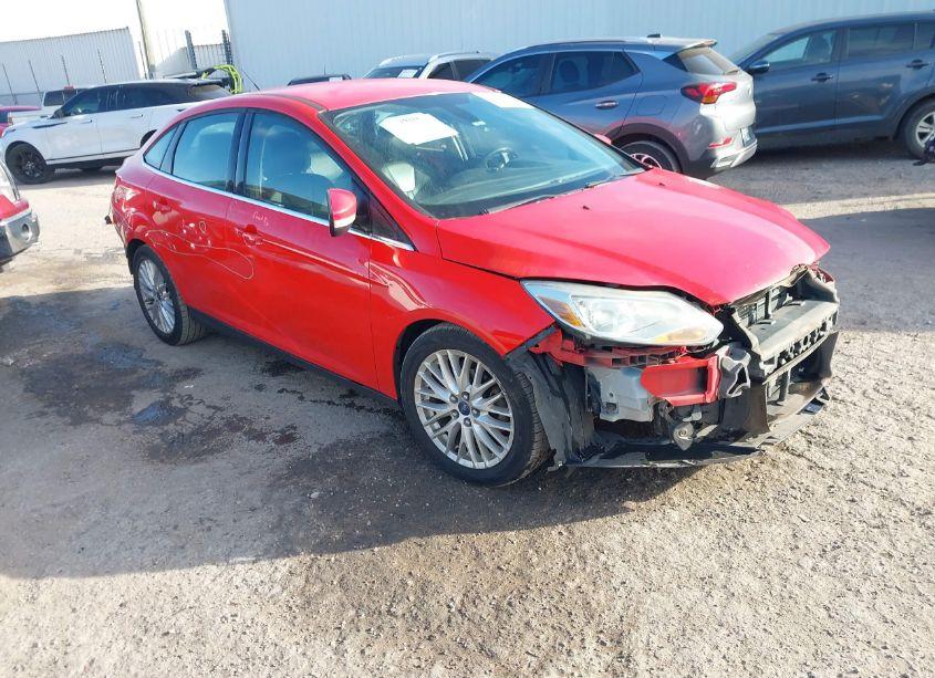 2012 Ford Focus SEL (VIN 1FAHP3H26CL450797) main photo