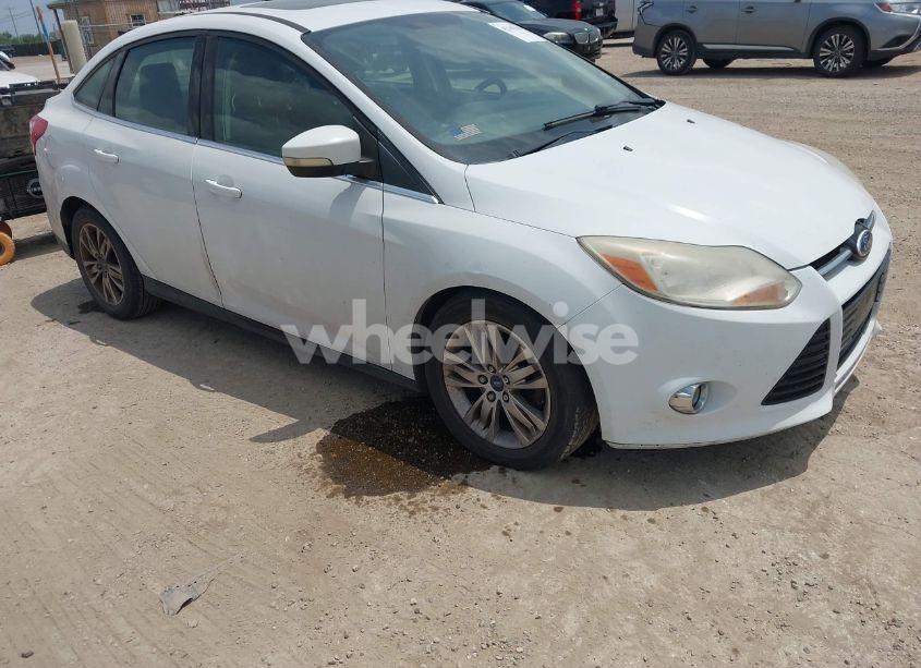 2012 Ford Focus SEL (VIN 1FAHP3H27CL191043) main photo