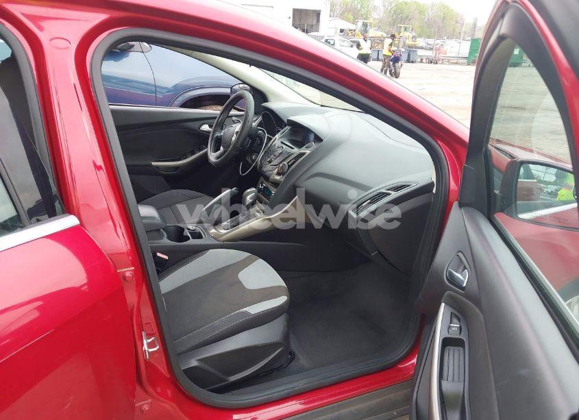 Photo 5 of 2012 Ford Focus SEL (VIN 1FAHP3H27CL338414)