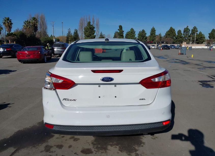 Photo 16 of 2012 Ford Focus SEL (VIN 1FAHP3H27CL348862)
