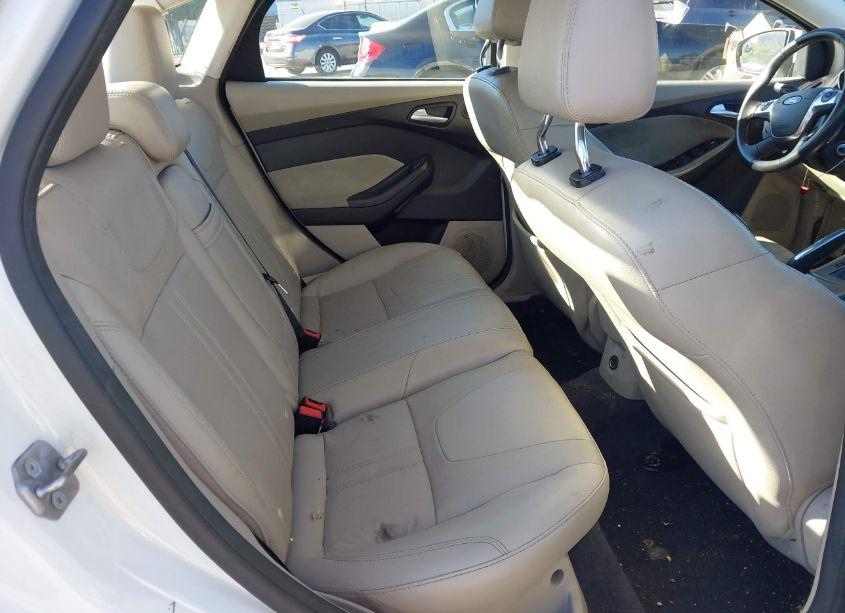 Photo 8 of 2012 Ford Focus SEL (VIN 1FAHP3H27CL348862)