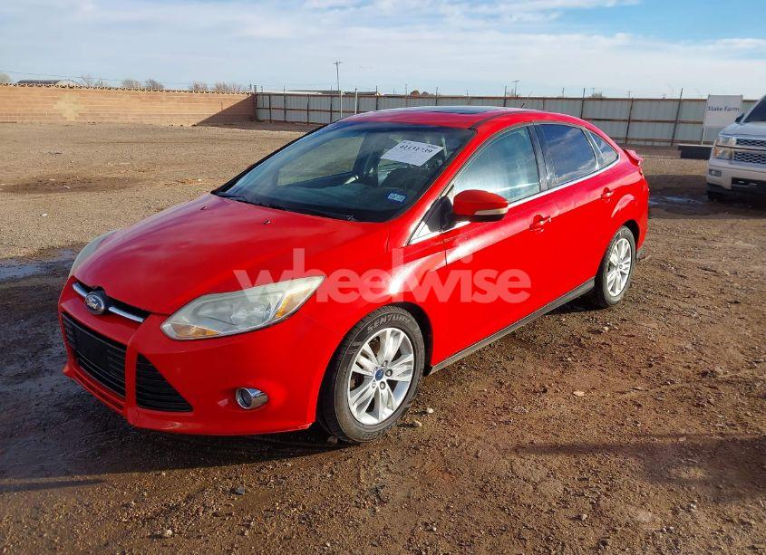 Photo 2 of 2012 Ford Focus SEL (VIN 1FAHP3H27CL362955)