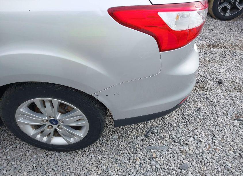 Photo 6 of 2012 Ford Focus SEL (VIN 1FAHP3H27CL362972)