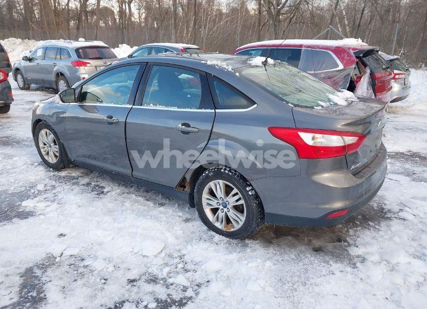 Photo 3 of 2012 Ford Focus SEL (VIN 1FAHP3H27CL424631)