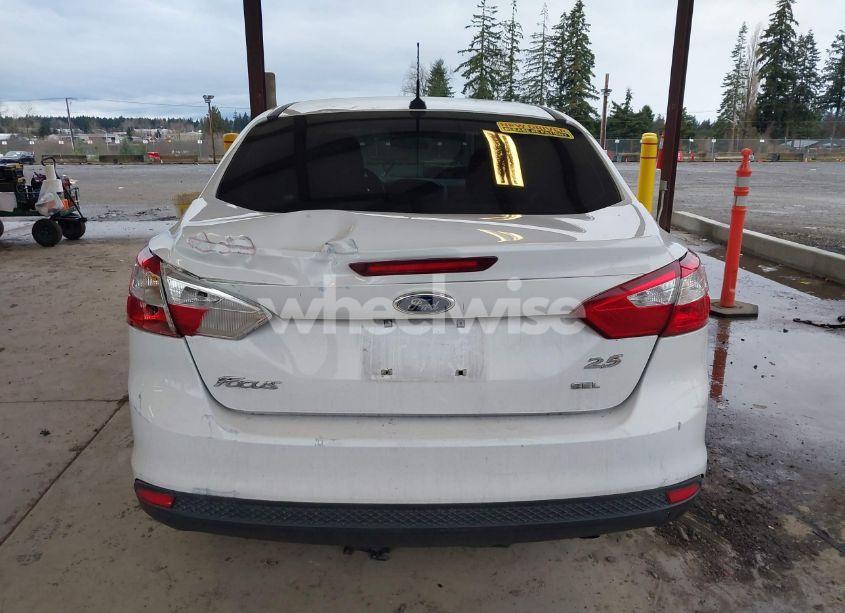 Photo 17 of 2012 Ford Focus SEL (VIN 1FAHP3H27CL479743)