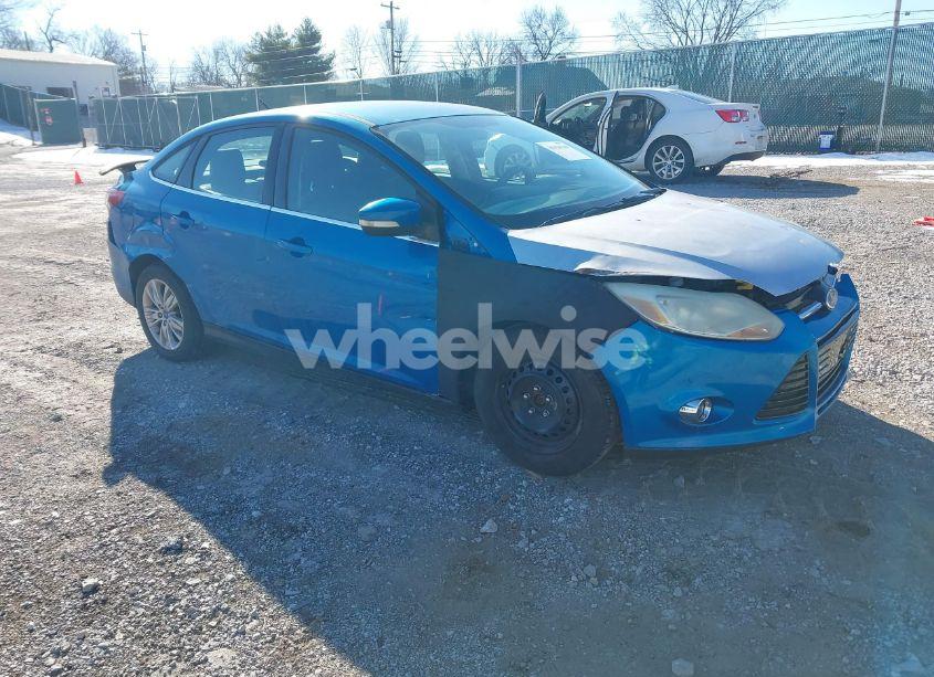 2012 Ford Focus SEL (VIN 1FAHP3H28CL163221) main photo