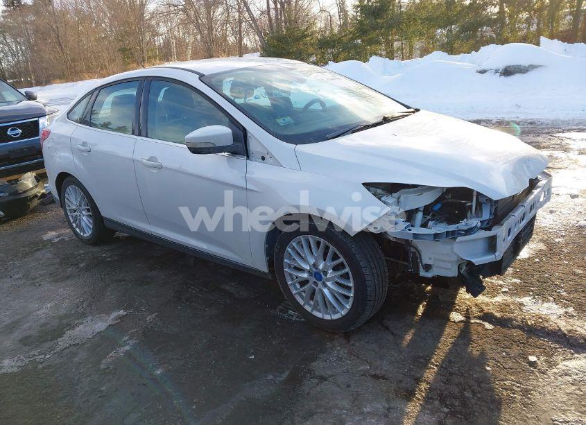 2012 Ford Focus SEL (VIN 1FAHP3H28CL204463) main photo