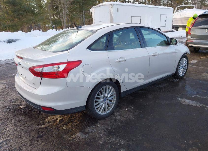Photo 4 of 2012 Ford Focus SEL (VIN 1FAHP3H28CL204463)
