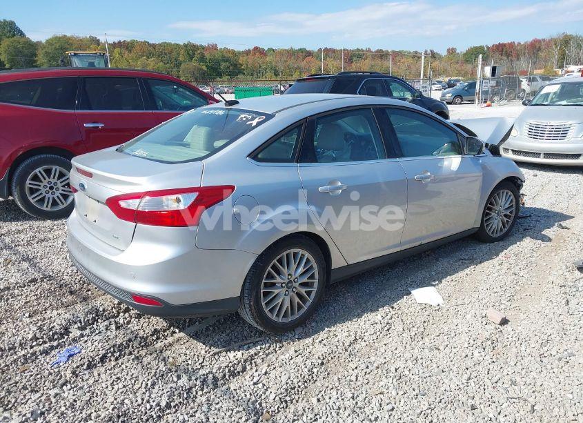 Photo 4 of 2012 Ford Focus SEL (VIN 1FAHP3H28CL230772)