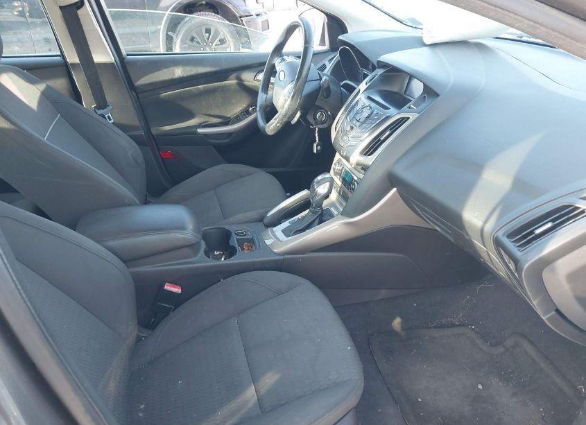 Photo 5 of 2012 Ford Focus SEL (VIN 1FAHP3H28CL470503)