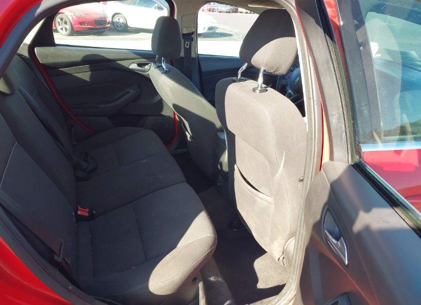 Photo 8 of 2012 Ford Focus SEL (VIN 1FAHP3H29CL135833)