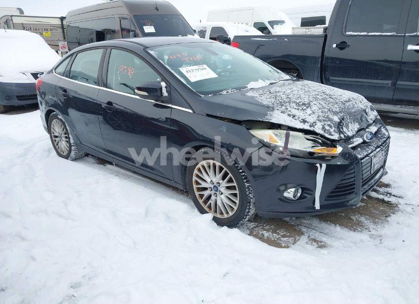 2012 Ford Focus SEL (VIN 1FAHP3H29CL172042) main photo