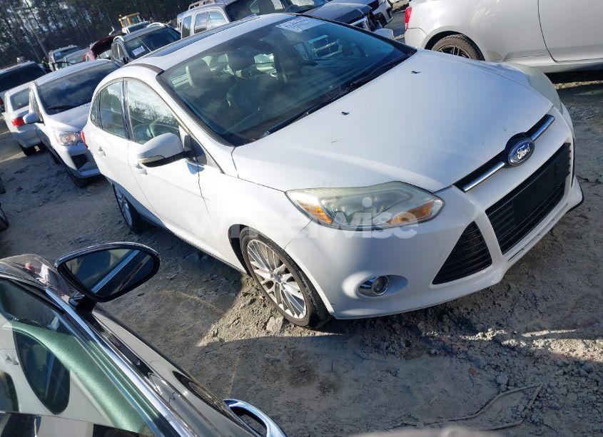 2012 Ford Focus SEL (VIN 1FAHP3H29CL357093) main photo