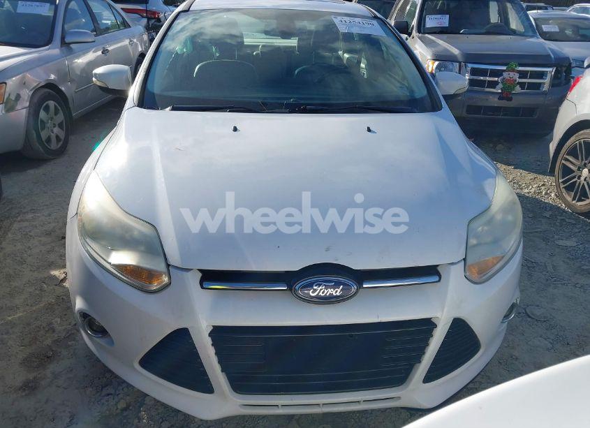Photo 12 of 2012 Ford Focus SEL (VIN 1FAHP3H29CL357093)