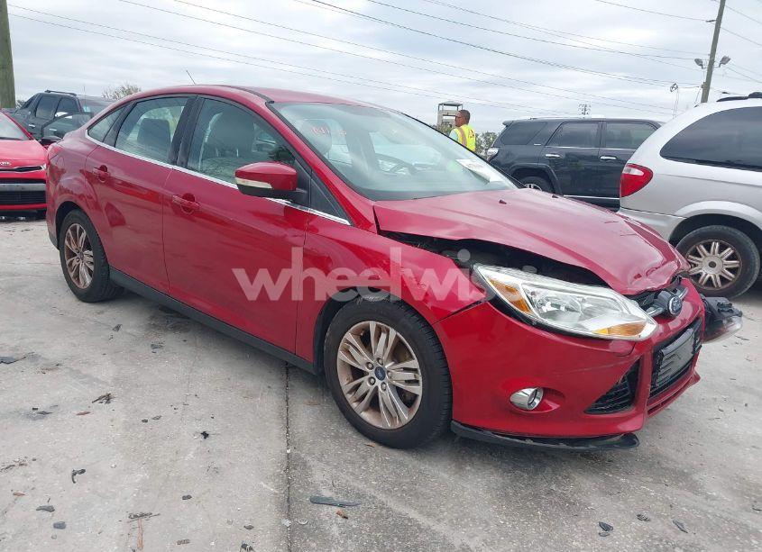 2012 Ford Focus SEL (VIN 1FAHP3H29CL446372) main photo