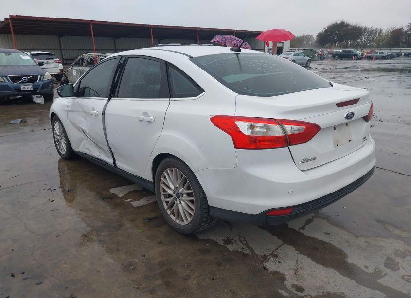 Photo 3 of 2012 Ford Focus SEL (VIN 1FAHP3H29CL453998)