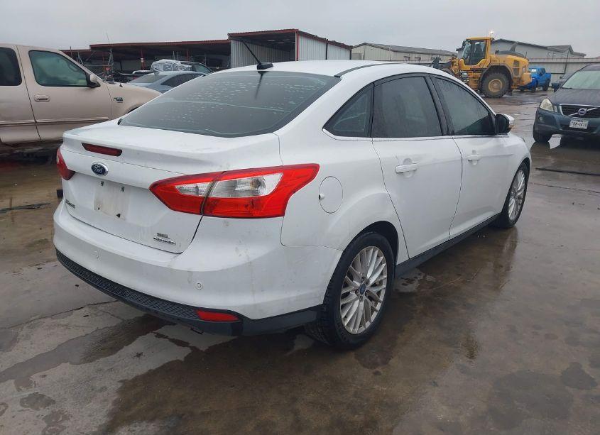 Photo 4 of 2012 Ford Focus SEL (VIN 1FAHP3H29CL453998)