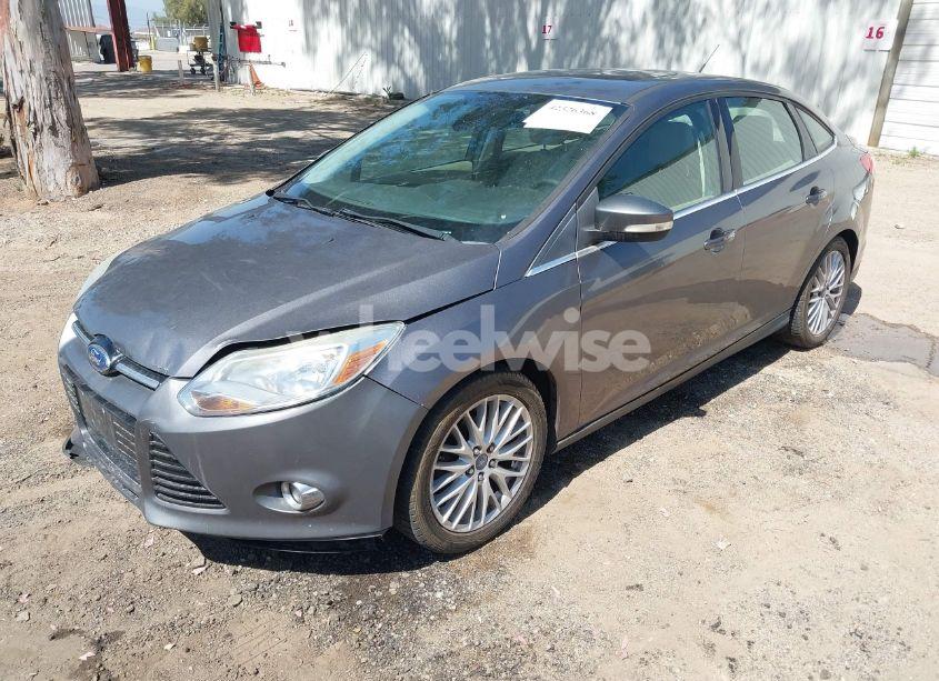 Photo 2 of 2012 Ford Focus SEL (VIN 1FAHP3H2XCL145464)