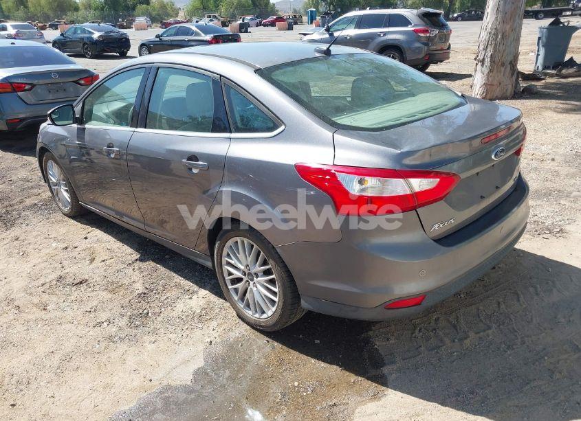 Photo 3 of 2012 Ford Focus SEL (VIN 1FAHP3H2XCL145464)