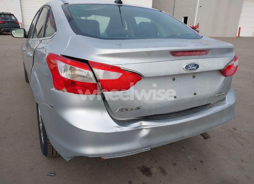 Photo 6 of 2012 Ford Focus SEL (VIN 1FAHP3H2XCL184605)