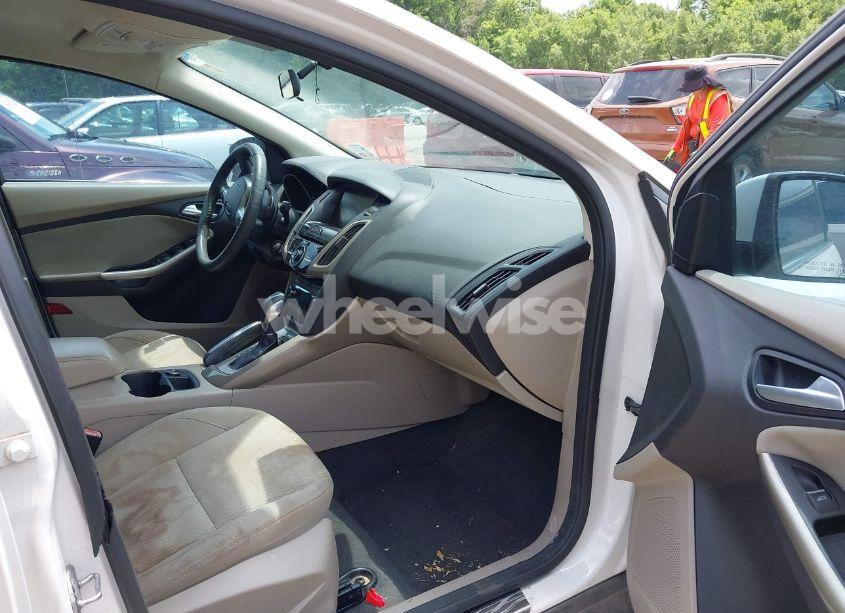 Photo 5 of 2012 Ford Focus SEL (VIN 1FAHP3H2XCL231504)