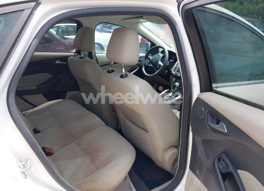 Photo 8 of 2012 Ford Focus SEL (VIN 1FAHP3H2XCL231504)