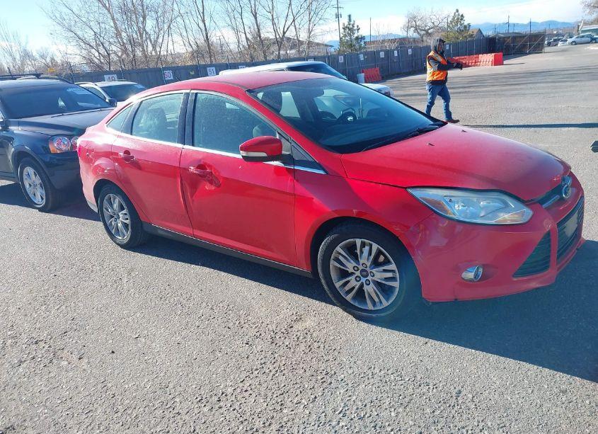 2012 Ford Focus SEL (VIN 1FAHP3H2XCL373500) main photo